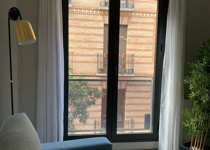 Apartament Eh - Heroismo *