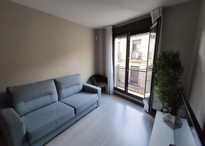 Apartament Eh - Heroismo *